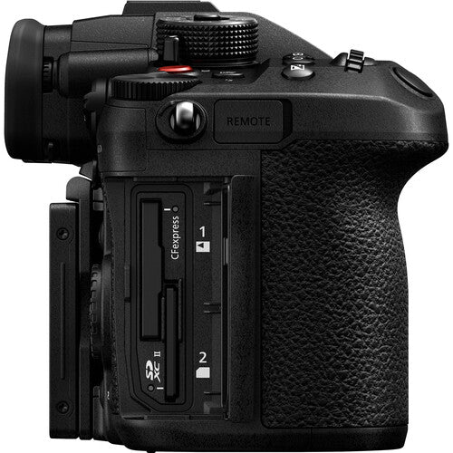 Panasonic Lumix GH6 Body with 12-60mm F/3.5-5.6 Power OIS Lens